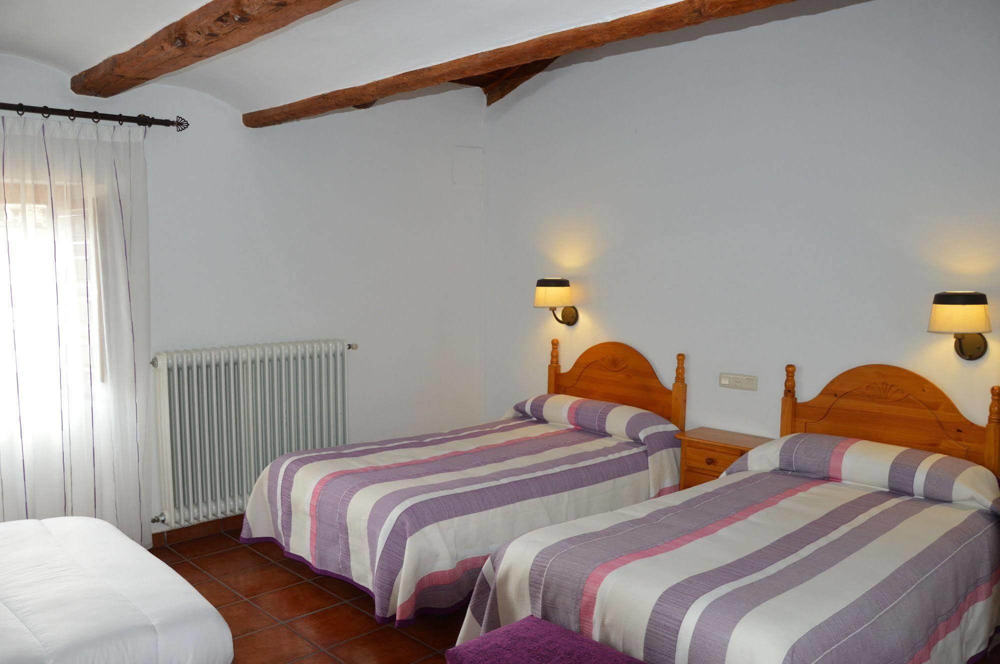 Hostal De Montana La Casa Grande Nogueruelas Dış mekan fotoğraf